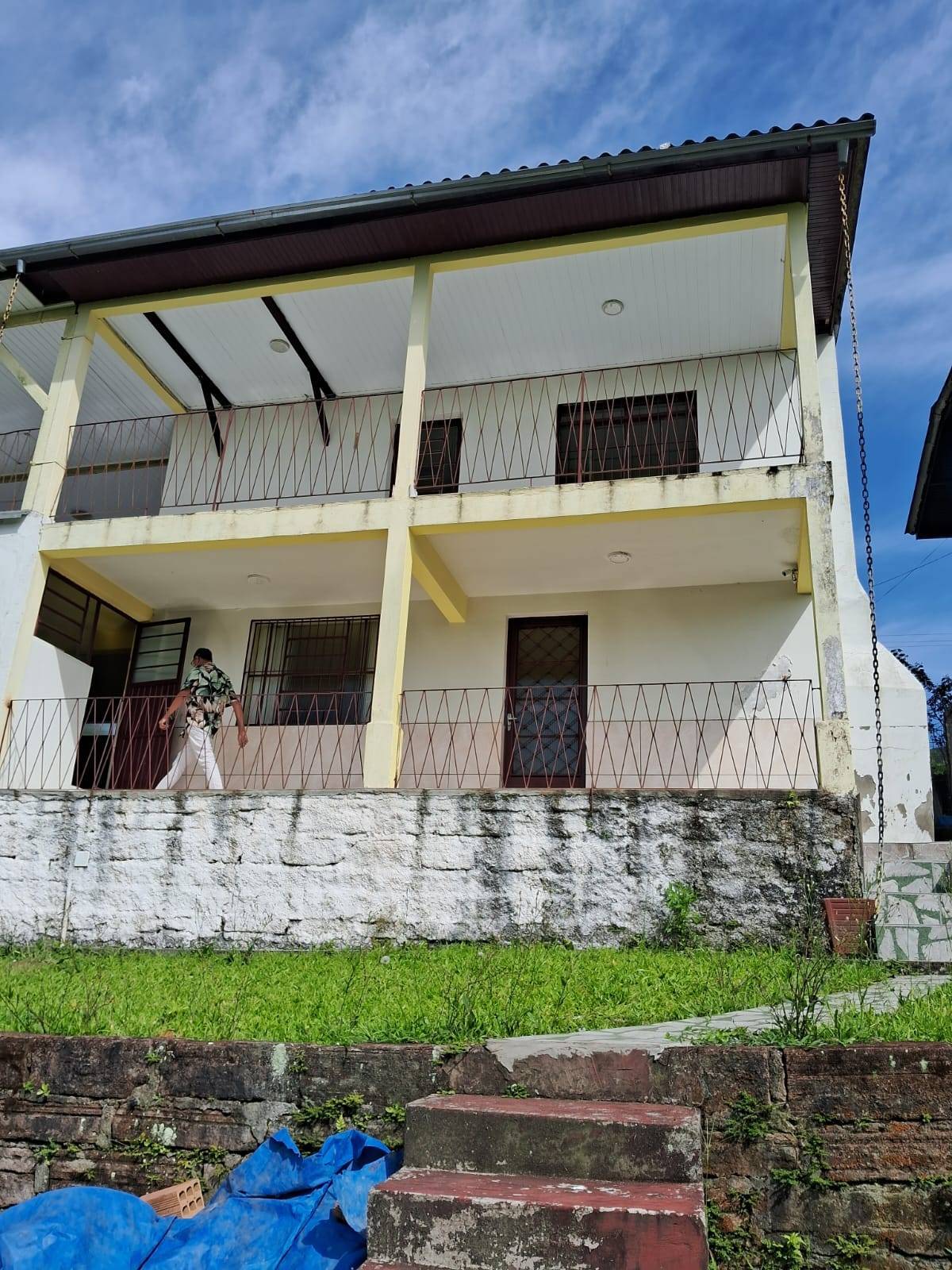 Casa à venda em Gravataí, com 5 quartos, 236m²